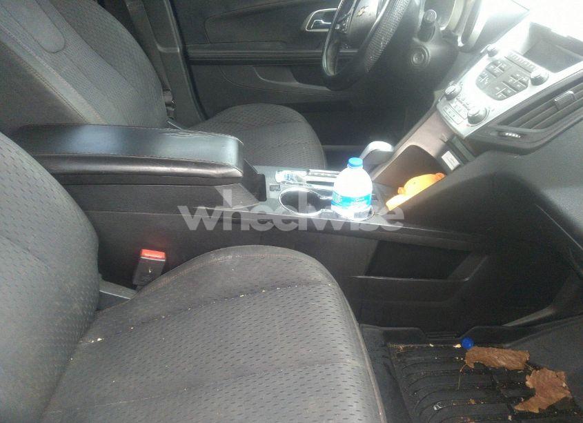 Photo 5 of 2012 Chevrolet Equinox LS (VIN 2GNALBEKXC6210173)