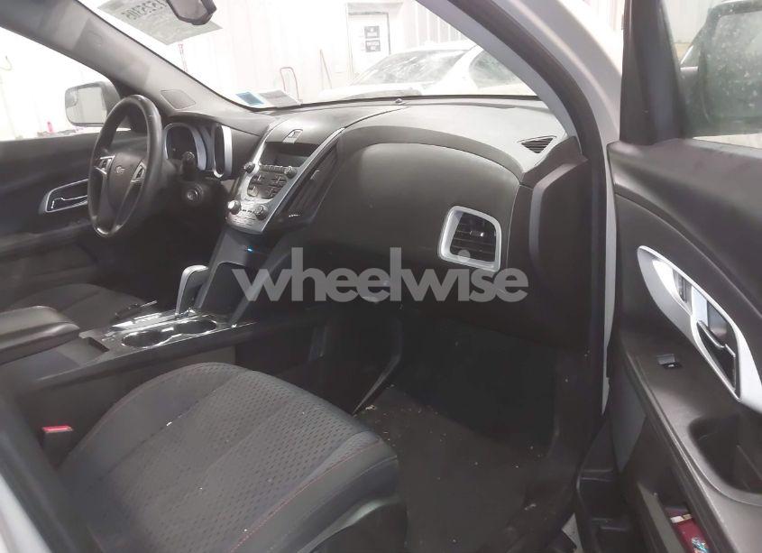 Photo 5 of 2012 Chevrolet Equinox LS (VIN 2GNALBEKXC6301203)