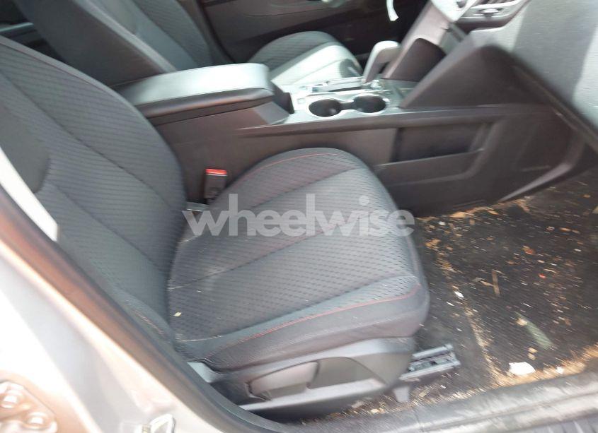 Photo 5 of 2013 Chevrolet Equinox LS (VIN 2GNALBEKXD1152841)