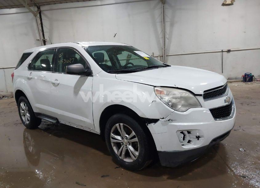 2013 Chevrolet Equinox LS (VIN 2GNALBEKXD6117011) main photo