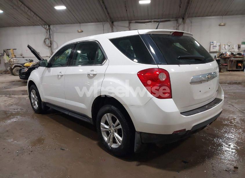 Photo 3 of 2013 Chevrolet Equinox LS (VIN 2GNALBEKXD6117011)