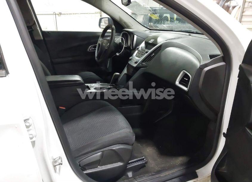 Photo 5 of 2013 Chevrolet Equinox LS (VIN 2GNALBEKXD6117011)