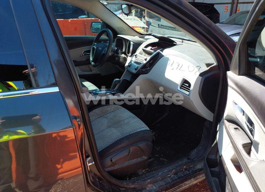 Photo 5 of 2013 Chevrolet Equinox LS (VIN 2GNALBEKXD6372418)