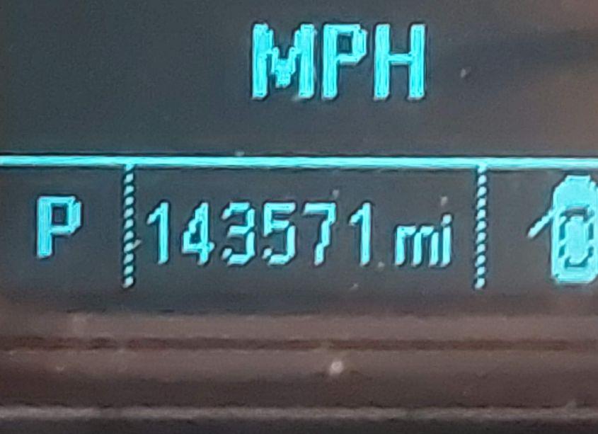 Photo 15 of 2015 Chevrolet Equinox 1LT (VIN 2GNALBEKXF1144404)