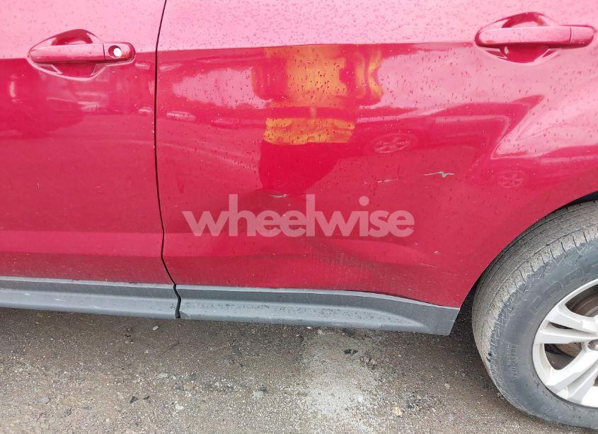 Photo 6 of 2015 Chevrolet Equinox 1LT (VIN 2GNALBEKXF6428151)