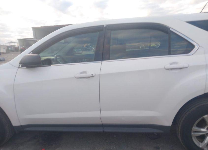 Photo 15 of 2016 Chevrolet Equinox L (VIN 2GNALBEKXG1119746)