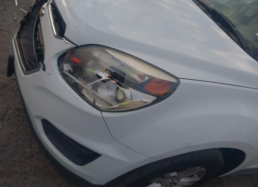 Photo 18 of 2016 Chevrolet Equinox L (VIN 2GNALBEKXG1119746)