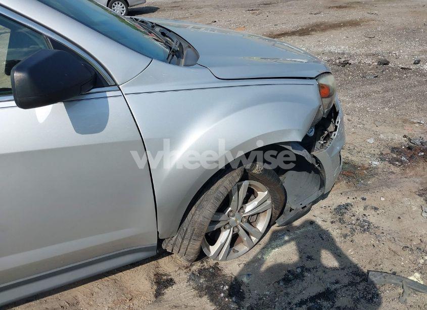 Photo 6 of 2016 Chevrolet Equinox LS (VIN 2GNALBEKXG1127264)