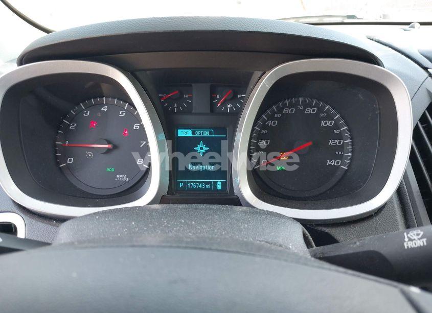 Photo 7 of 2016 Chevrolet Equinox LS (VIN 2GNALBEKXG1127264)