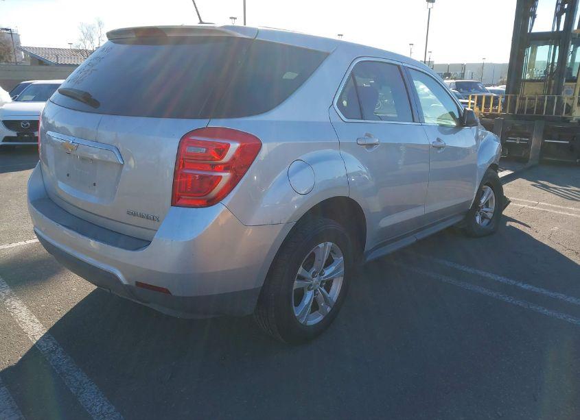 Photo 4 of 2016 Chevrolet Equinox LS (VIN 2GNALBEKXG1180112)
