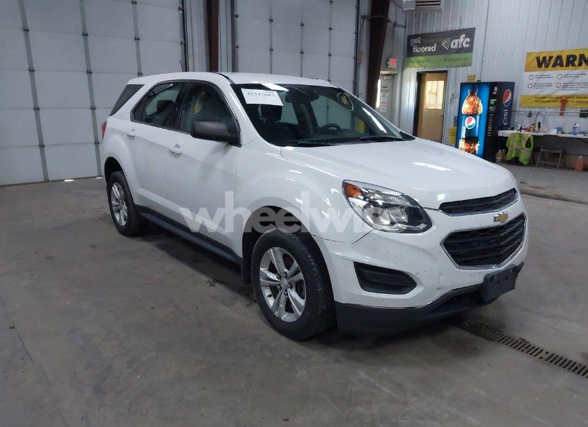 2017 Chevrolet Equinox LS (VIN 2GNALBEKXH1503141) main photo