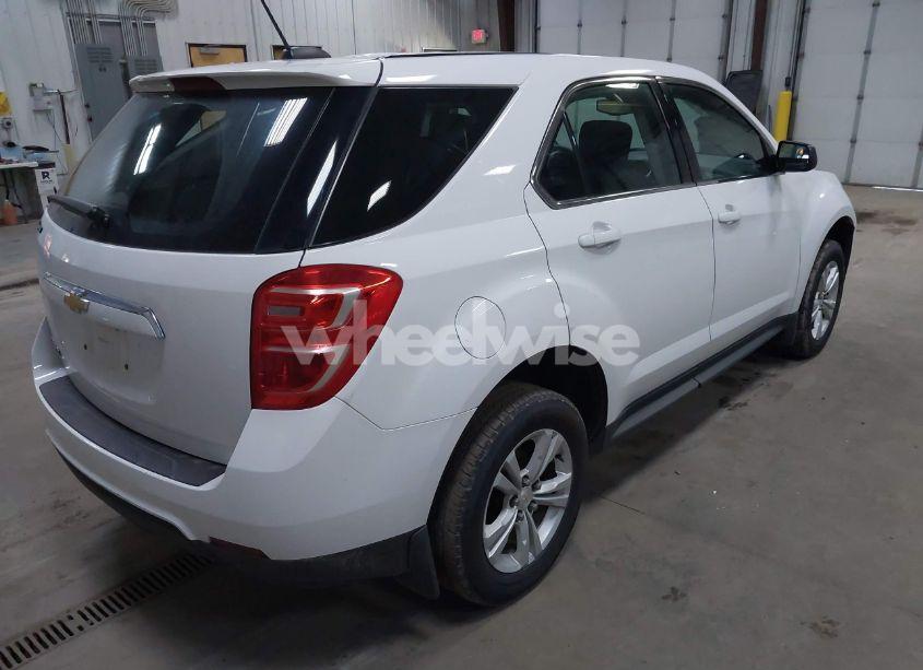 Photo 4 of 2017 Chevrolet Equinox LS (VIN 2GNALBEKXH1503141)