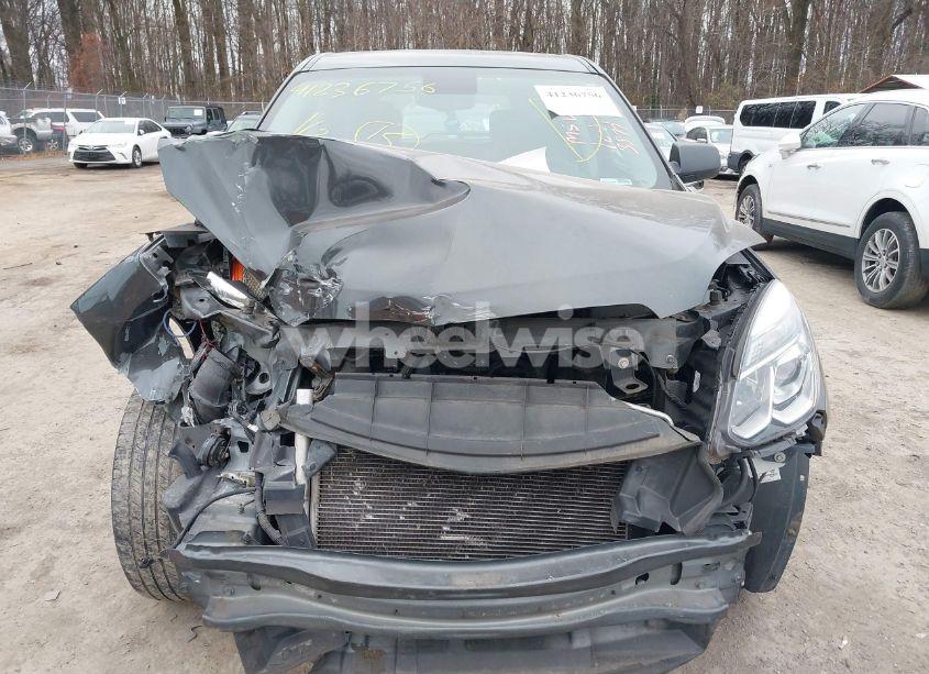 Photo 12 of 2017 Chevrolet Equinox LS (VIN 2GNALBEKXH1513877)