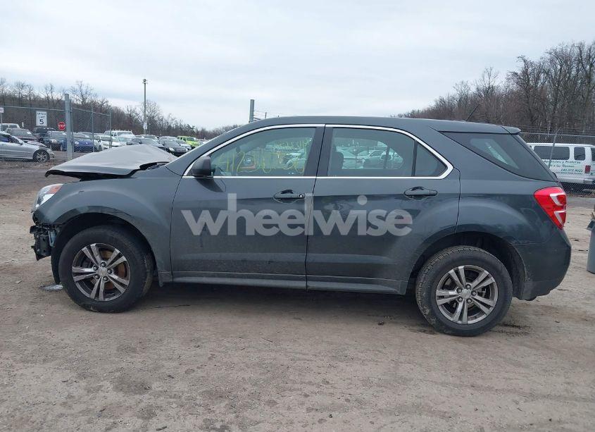 Photo 14 of 2017 Chevrolet Equinox LS (VIN 2GNALBEKXH1513877)