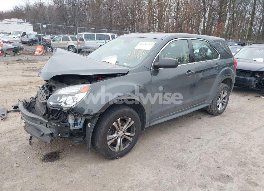 Photo 2 of 2017 Chevrolet Equinox LS (VIN 2GNALBEKXH1513877)