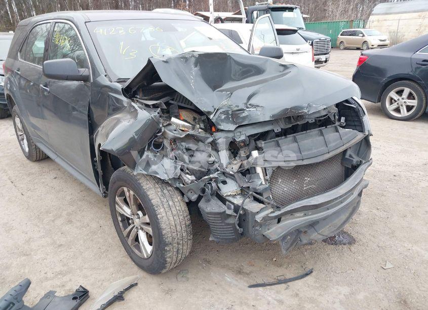 Photo 6 of 2017 Chevrolet Equinox LS (VIN 2GNALBEKXH1513877)