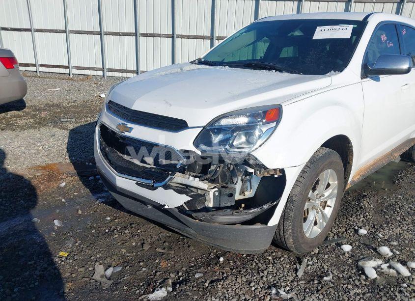 Photo 6 of 2017 Chevrolet Equinox LS (VIN 2GNALBEKXH1533143)