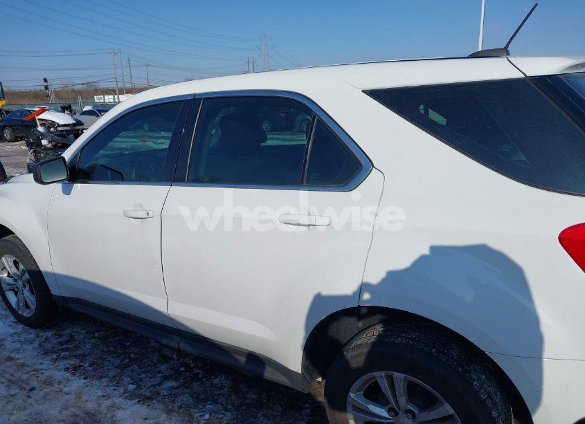 Photo 14 of 2017 Chevrolet Equinox (VIN 2GNALBEKXH1558558)