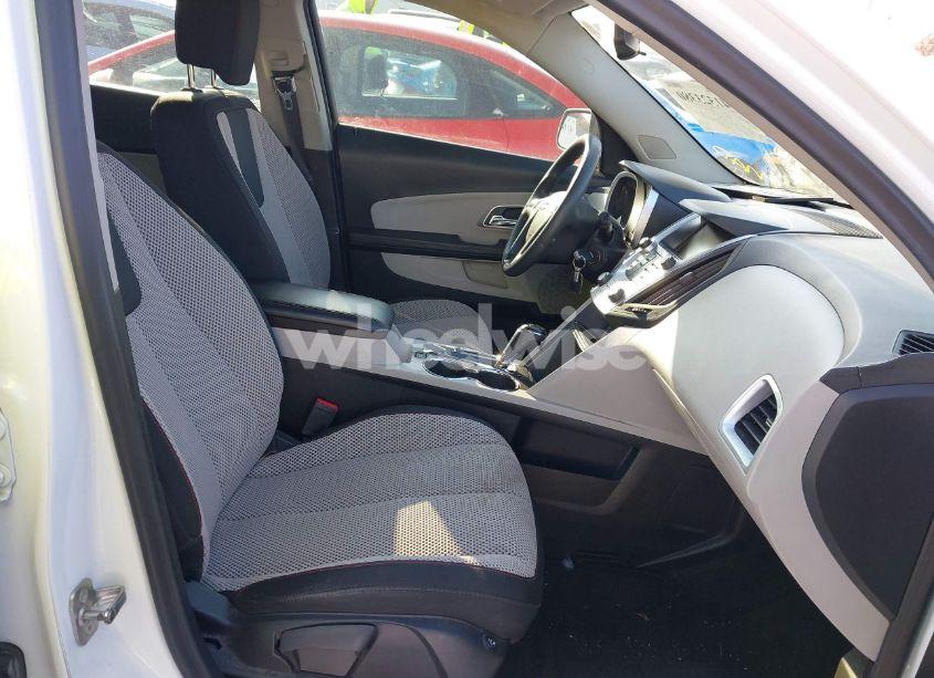 Photo 5 of 2017 Chevrolet Equinox (VIN 2GNALBEKXH1558558)