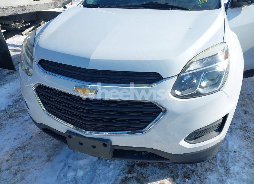 Photo 6 of 2017 Chevrolet Equinox (VIN 2GNALBEKXH1558558)
