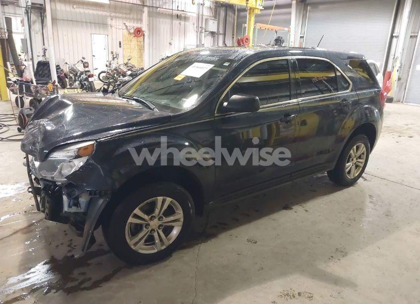 Photo 2 of 2017 Chevrolet Equinox LS (VIN 2GNALBEKXH1559905)