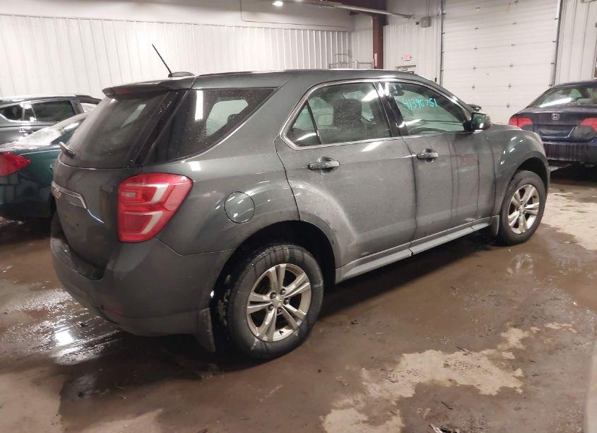 Photo 4 of 2017 Chevrolet Equinox LS (VIN 2GNALBEKXH1578163)