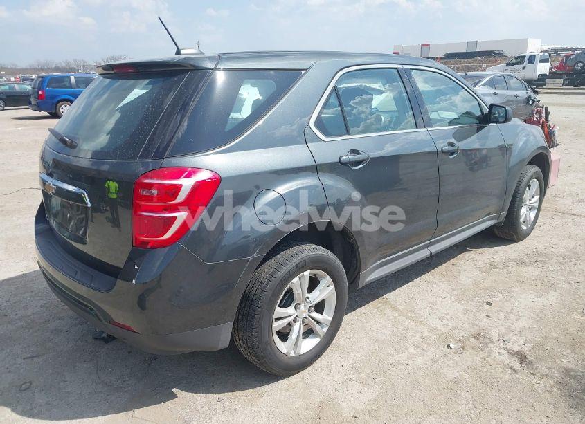 Photo 4 of 2017 Chevrolet Equinox LS (VIN 2GNALBEKXH1606110)