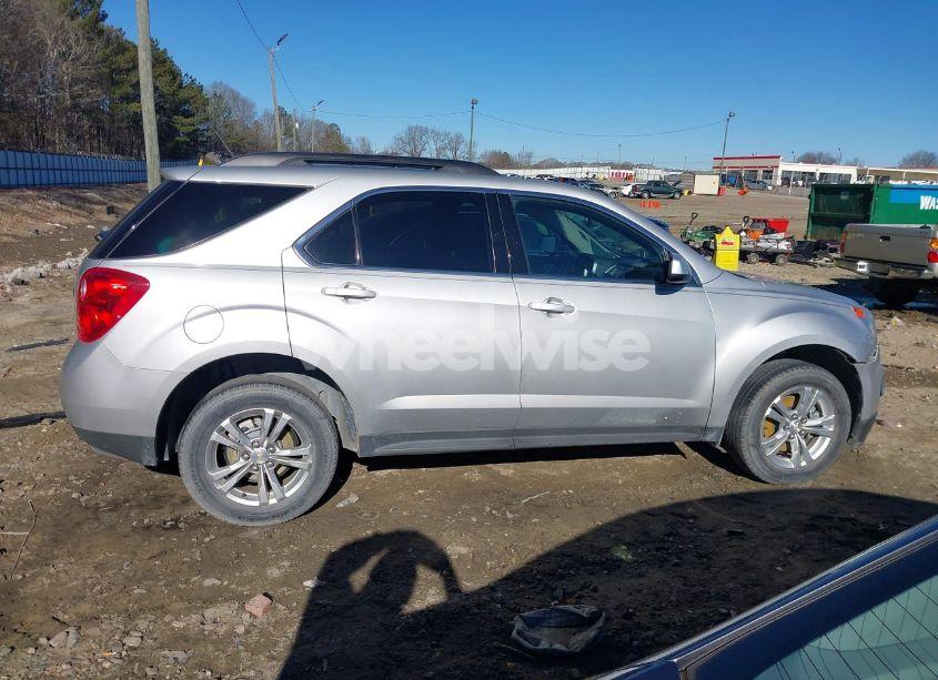 Photo 13 of 2015 Chevrolet Equinox 2LT (VIN 2GNALCEK0F1124300)