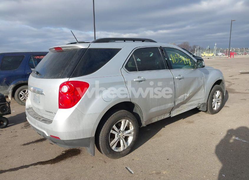 Photo 4 of 2015 Chevrolet Equinox 2LT (VIN 2GNALCEK0F1147866)