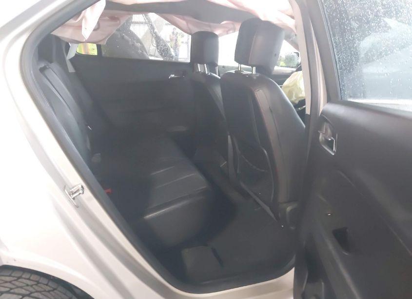 Photo 8 of 2015 Chevrolet Equinox 2LT (VIN 2GNALCEK0F6221290)