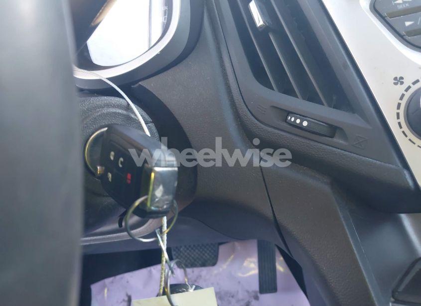 Photo 11 of 2016 Chevrolet Equinox LT (VIN 2GNALCEK0G1153099)