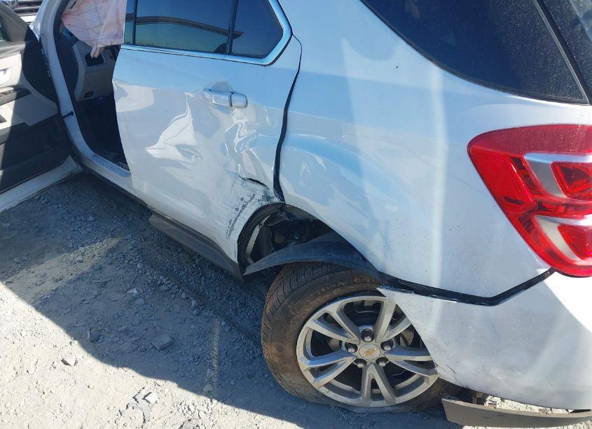 Photo 6 of 2017 Chevrolet Equinox LT (VIN 2GNALCEK0H1559305)