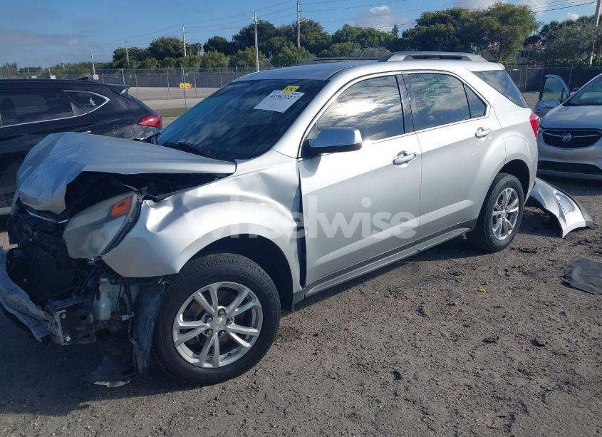 Photo 2 of 2017 Chevrolet Equinox LT (VIN 2GNALCEK0H1587055)