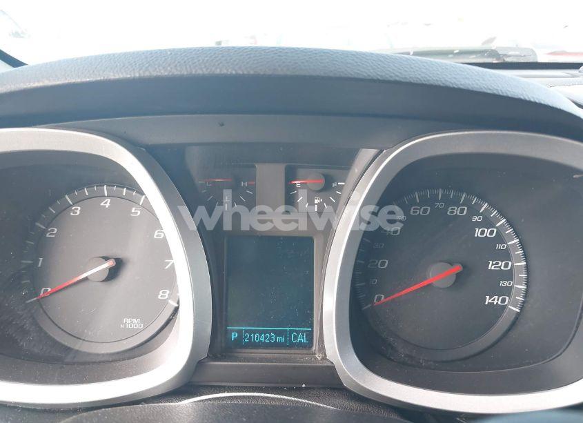 Photo 7 of 2017 Chevrolet Equinox LT (VIN 2GNALCEK0H1587055)