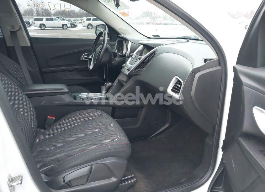 Photo 5 of 2017 Chevrolet Equinox LT (VIN 2GNALCEK0H1611497)