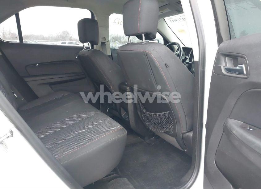 Photo 8 of 2017 Chevrolet Equinox LT (VIN 2GNALCEK0H1611497)