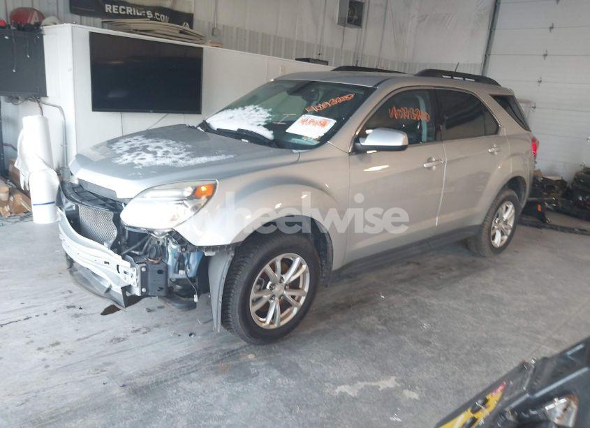 Photo 2 of 2017 Chevrolet Equinox LT (VIN 2GNALCEK0H1616540)