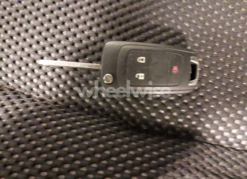 Photo 11 of 2017 Chevrolet Equinox LT (VIN 2GNALCEK0H6256348)