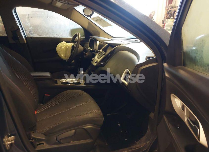 Photo 5 of 2017 Chevrolet Equinox LT (VIN 2GNALCEK0H6256348)