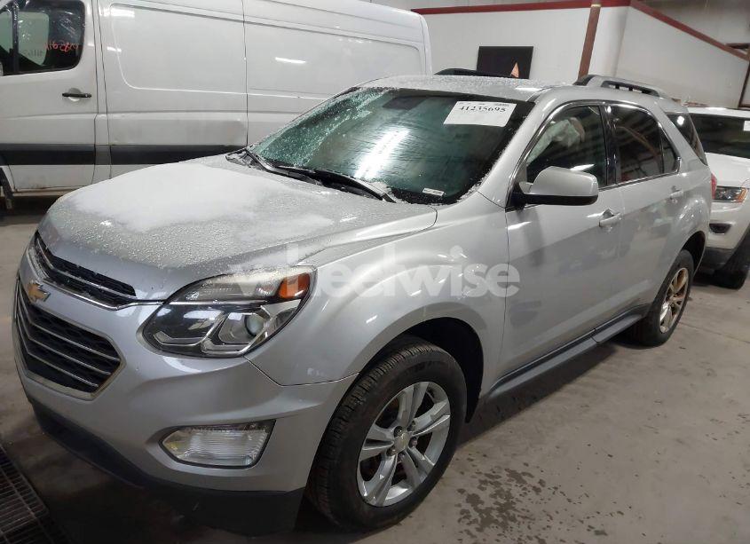 Photo 2 of 2017 Chevrolet Equinox LT (VIN 2GNALCEK0H6326642)