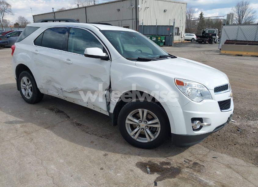 2015 Chevrolet Equinox 2LT (VIN 2GNALCEK1F1153787) main photo