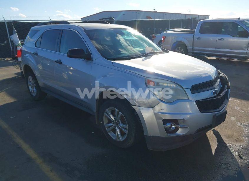 2015 Chevrolet Equinox 2LT (VIN 2GNALCEK1F6373305) main photo