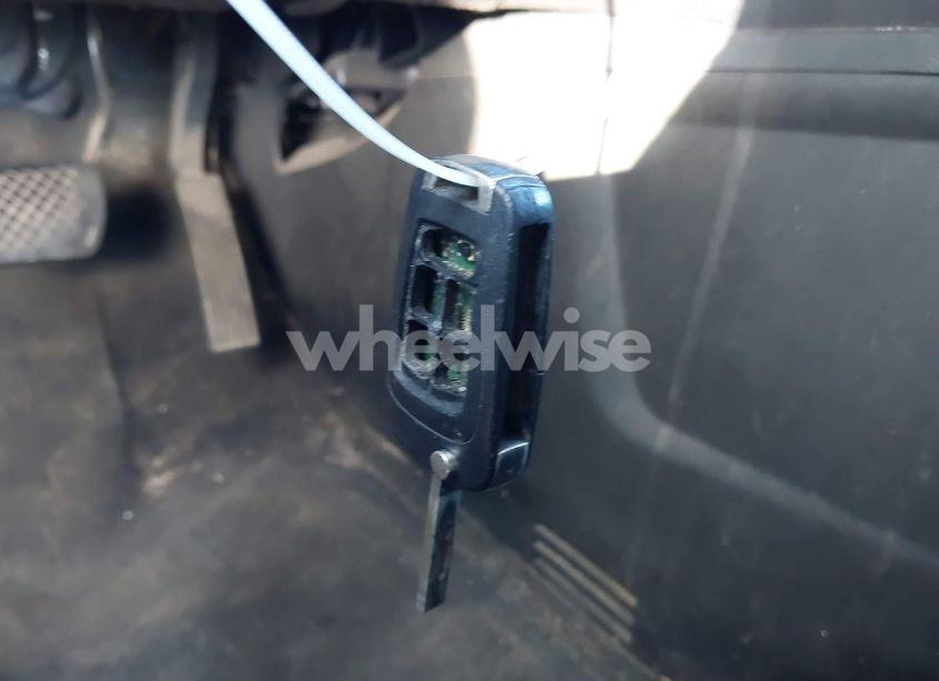 Photo 11 of 2015 Chevrolet Equinox 2LT (VIN 2GNALCEK1F6373305)