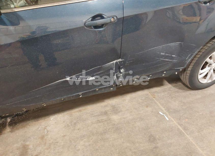 Photo 6 of 2016 Chevrolet Equinox LT (VIN 2GNALCEK1G6201745)