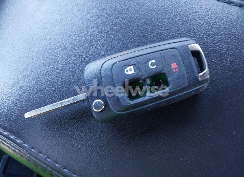 Photo 11 of 2016 Chevrolet Equinox LT (VIN 2GNALCEK1G6254395)