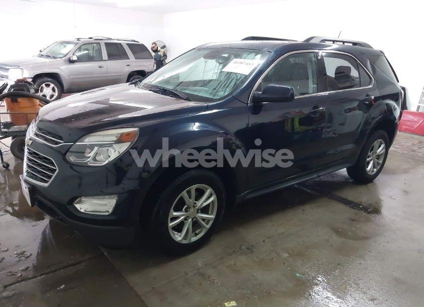 Photo 2 of 2017 Chevrolet Equinox LT (VIN 2GNALCEK1H1510727)