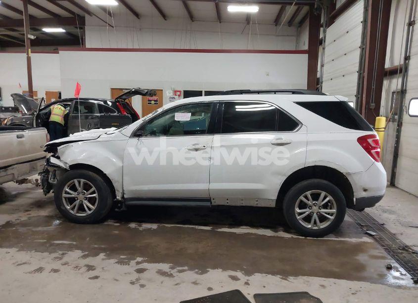 Photo 13 of 2017 Chevrolet Equinox LT (VIN 2GNALCEK1H1517483)
