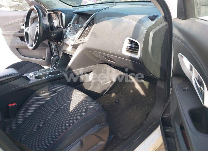 Photo 5 of 2017 Chevrolet Equinox LT (VIN 2GNALCEK1H1537989)