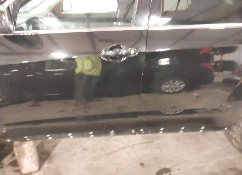 Photo 18 of 2017 Chevrolet Equinox LT (VIN 2GNALCEK1H1600136)