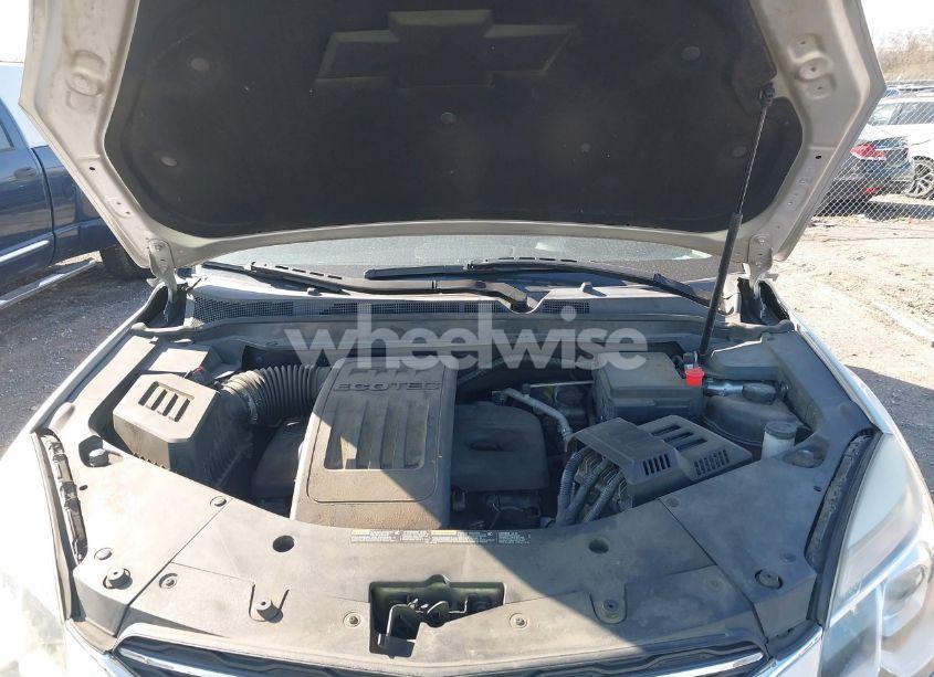 Photo 10 of 2017 Chevrolet Equinox LT (VIN 2GNALCEK1H6191753)